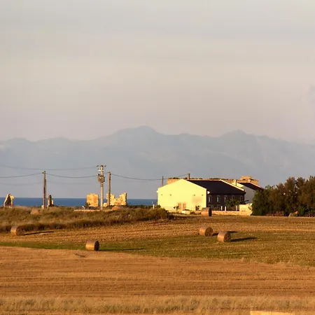 Palascia Wellness Relais Готель 3*