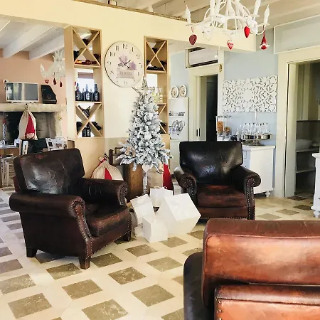 Готель Palascia Wellness Relais 3*